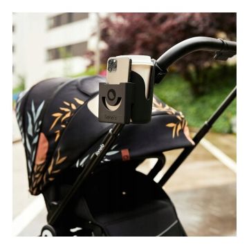 Suport universal Lionelo pentru biberonpahar si telefon Ove Cu sistem de rotire 360 Negru Suport universal Lionelo pentru biberonpahar si telefon Ove Cu sistem de rotire 360 Negru