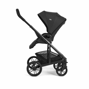 Carucior pentru copii multifunctional 3 in 1 Joie Chrome 2 Raven reversibil, greutate admisa 22 kg, suport reglabil pentru picioare, maner telescopic, roti cu suspensii, bara de protectie detasabila