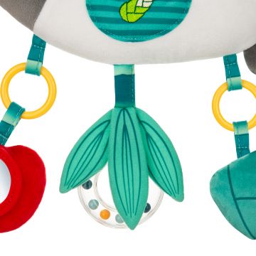 Jucarie senzoriala din plus Akuku Panda pentru caruciorpatutscaun auto,cu oglinda si zornaitoare,dimensiune 30x25 cm